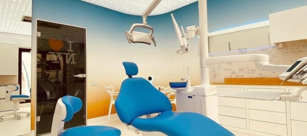 Tapet-pentru-cabinet-dentar-si-clinica-stomatologica